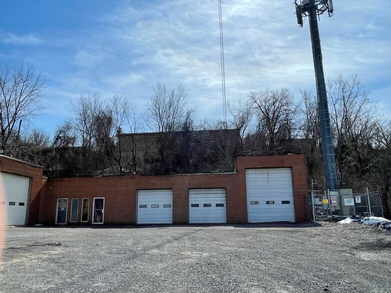 More Photos Of 2792 Erie Blvd E, Syracuse Freestanding For Sale