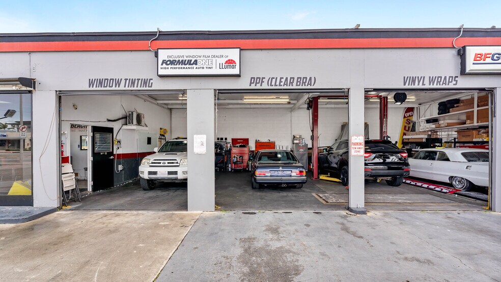 More Photos Of 3410 Aviation Blvd, Redondo Beach Auto Repair For Sale