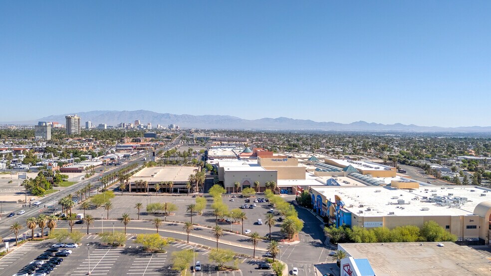 More Photos Of 3634 S Maryland Pky, Las Vegas Office For Lease