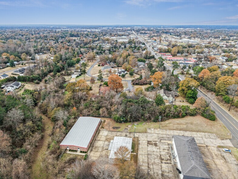 More Photos Of 0-3325 University Blvd, Tuscaloosa Industrial For Sale