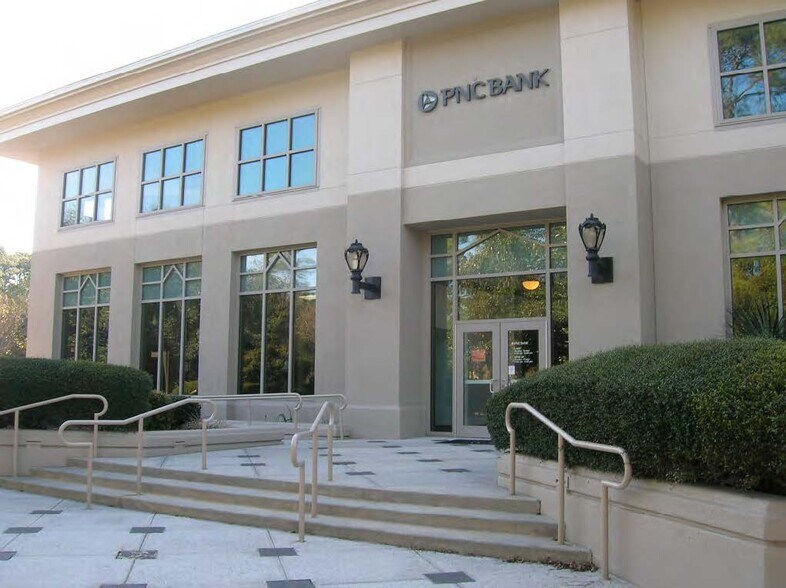 More Photos Of 4 Office Way, Hilton Head Island Bank For Sale