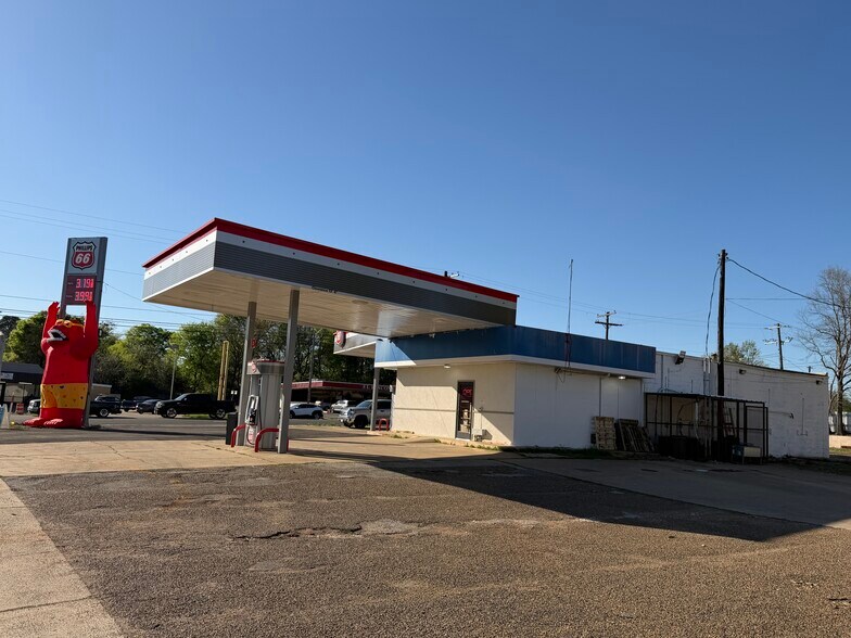 More Photos Of 1708 S Mobberly Ave, Longview Service Station For Sale