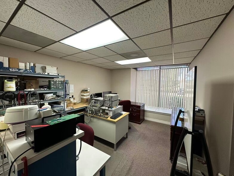 More Photos Of 23232 Peralta Dr, Laguna Hills Office For Sale