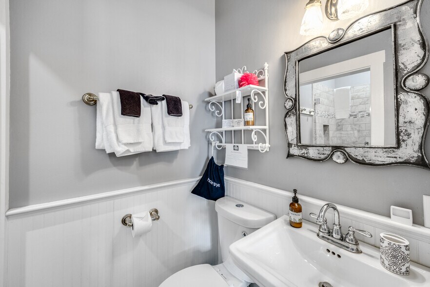More Photos Of 1861 Main St, Brewster Hospitality For Sale