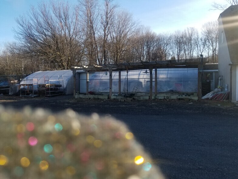 More Photos Of 2145 Meriden Rd, Wolcott Storefront Retail Office For Sale