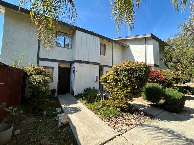 More Photos Of 2420 Eric Way, Bakersfield Multifamily For Sale