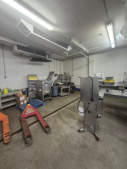 More Photos Of 3923 Covington Hwy, Decatur Food Processing For Sale