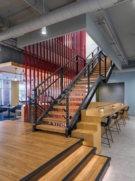 More Photos Of 621 E Pratt St, Baltimore Office For Lease