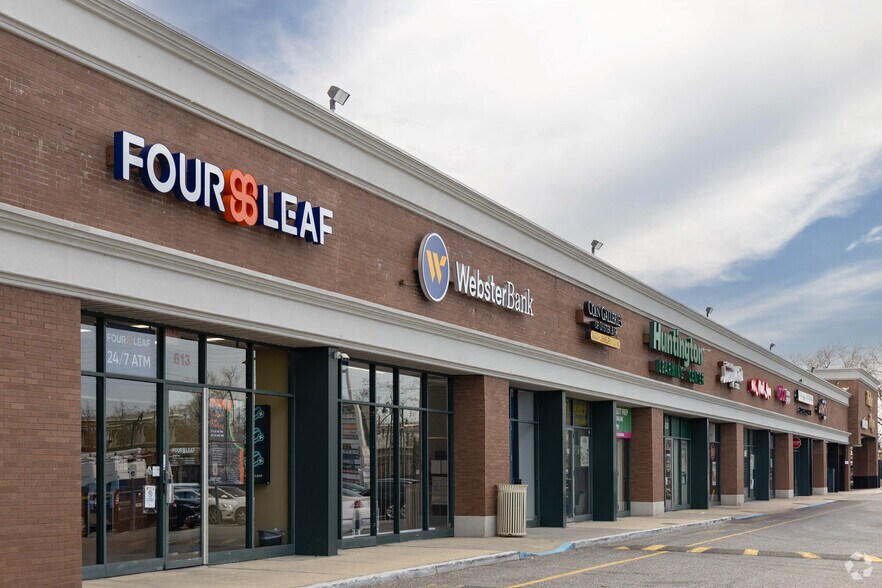 More Photos Of 603-693 Sunrise Hwy, Lynbrook General Retail For Lease