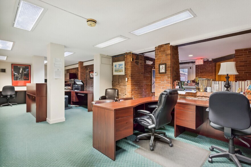 More Photos Of 27 Elm St, New Haven Office Residential For Sale