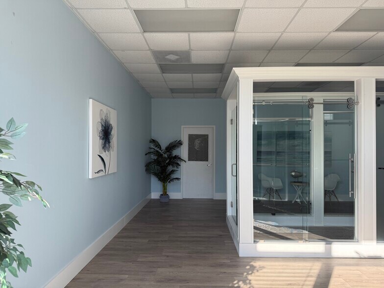 More Photos Of 391 Green Meadows Dr, Wilmington Industrial For Lease