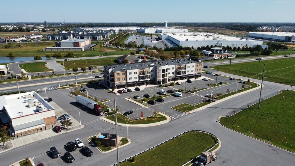 More Photos Of 103 Patriot Dr, Middletown Apartments For Lease