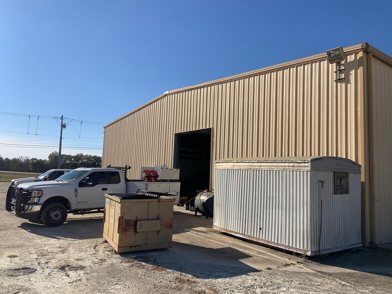 More Photos Of 1720 N Harvey Mitchell Pky, Bryan Industrial For Lease