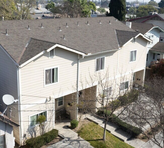 More Photos Of , Fresno Multifamily For Sale