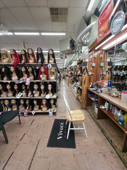 More Photos Of , Petersburg General Retail For Sale