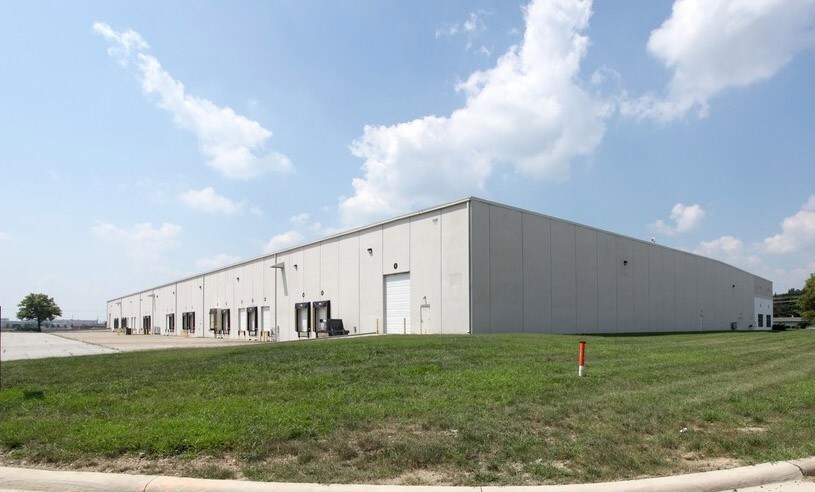 More Photos Of 6600 Donn Eisele St, Columbus Distribution For Lease