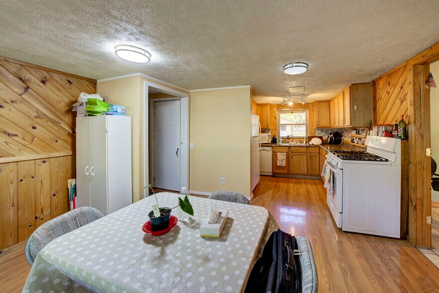 More Photos Of 2275 M 137, Interlochen Hotel For Sale