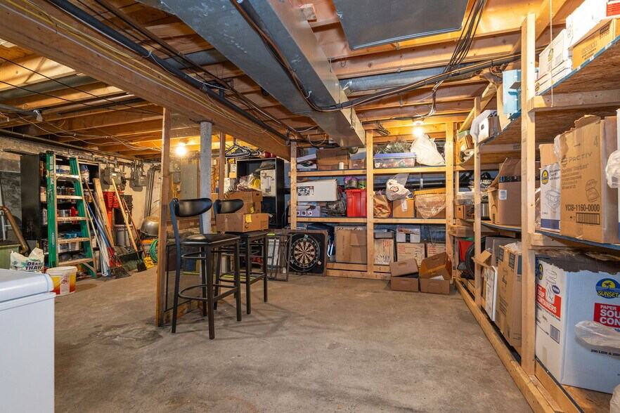 More Photos Of 1524 Van Vranken Ave, Schenectady Bar For Sale