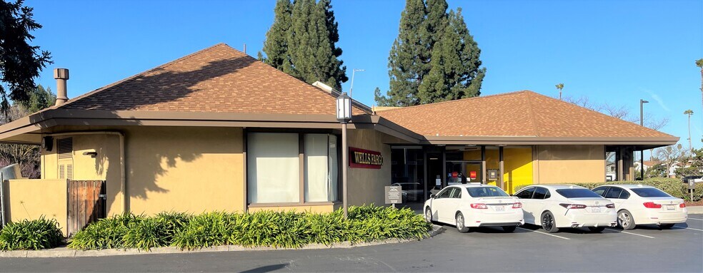 More Photos Of 120-130 Blossom Hill Rd, San Jose Unknown For Lease