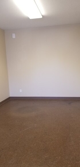 More Photos Of 932 NE 24th Ln, Cape Coral Light Manufacturing For Lease