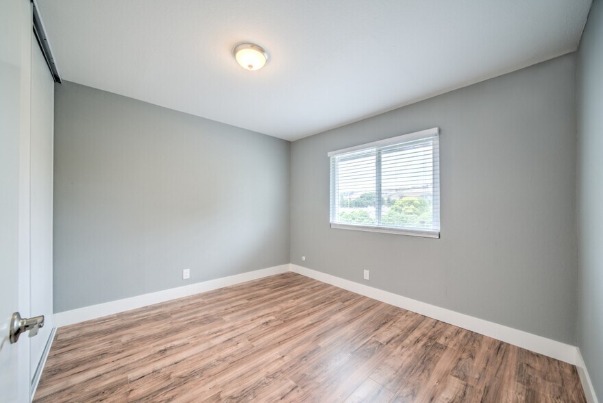 More Photos Of 28222 Lustig Ct, Hayward Apartments For Sale
