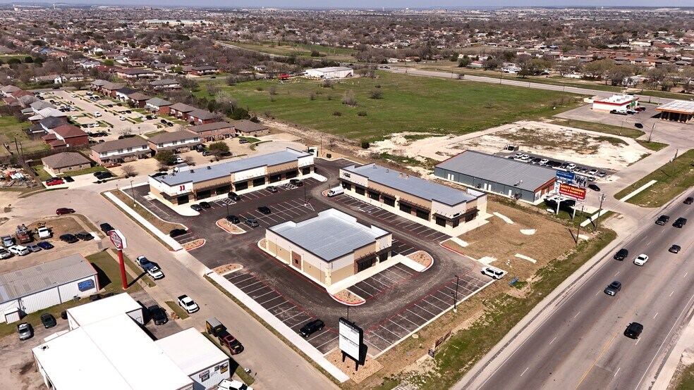 Primary Photo Of 4201 S Fort Hood St, Killeen Freestanding For Lease