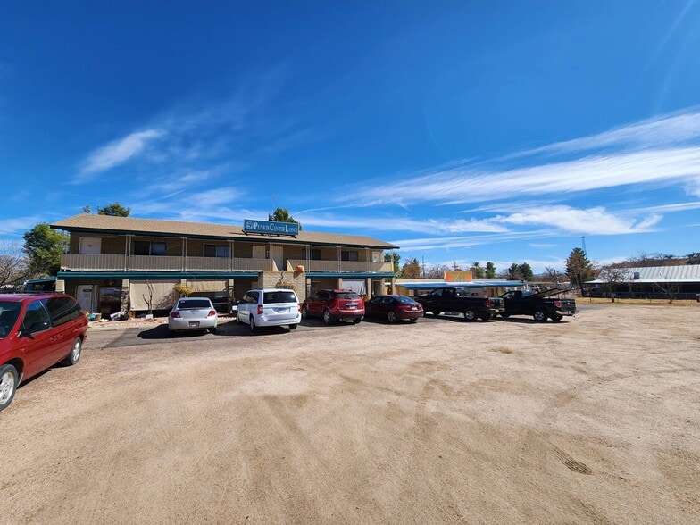 Primary Photo Of 249 Old Hwy 188, Tonto Basin Hotel For Sale