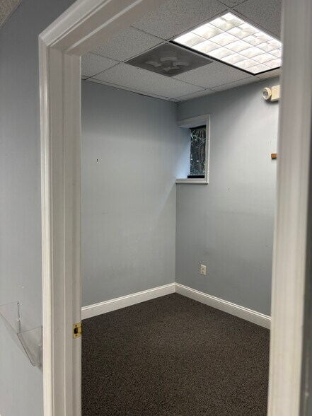 More Photos Of 9309 Belair Rd, Nottingham Office For Lease