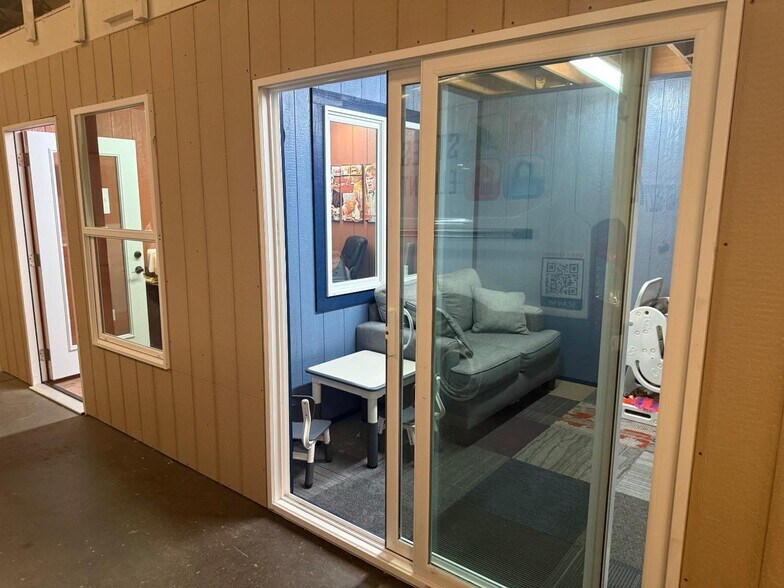 More Photos Of 509 Galaxy Way, Modesto Warehouse For Lease