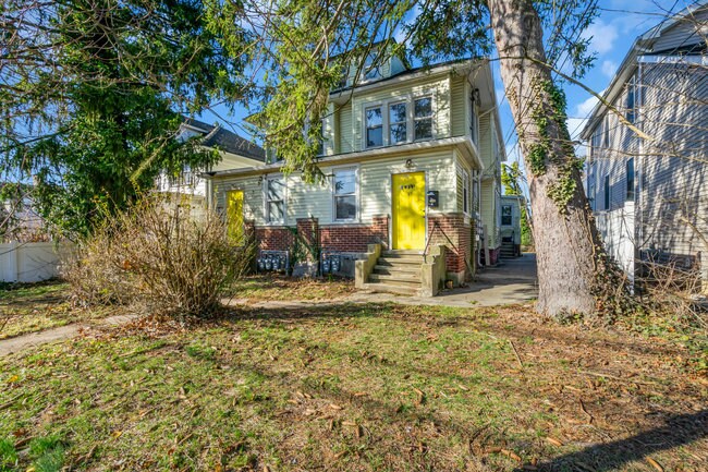 More Photos Of 1657 Pennington Rd, Ewing Apartments For Sale