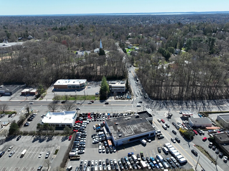 More Photos Of 880 Central Park Ave, Scarsdale Bank For Sale