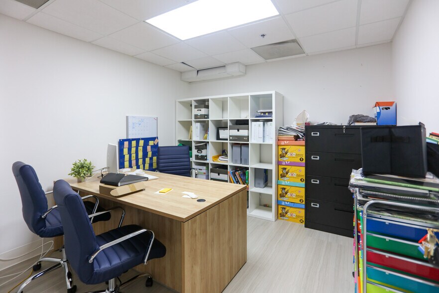 More Photos Of 1720 Harrison St, Hollywood Office Residential For Sale