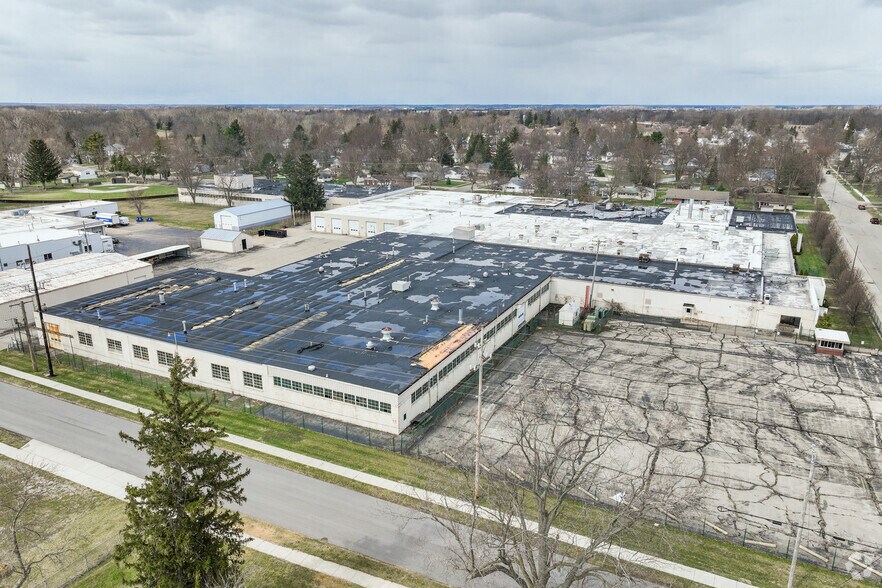 More Photos Of 626 Depot St, Blissfield Warehouse For Lease