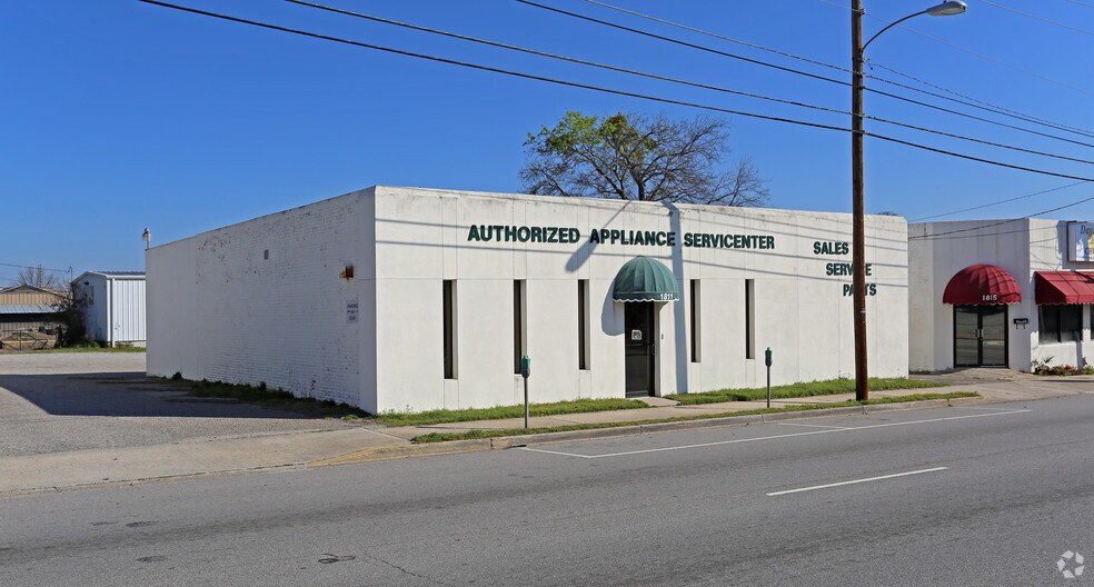 More Photos Of 1811 Taylor St, Columbia Freestanding For Lease