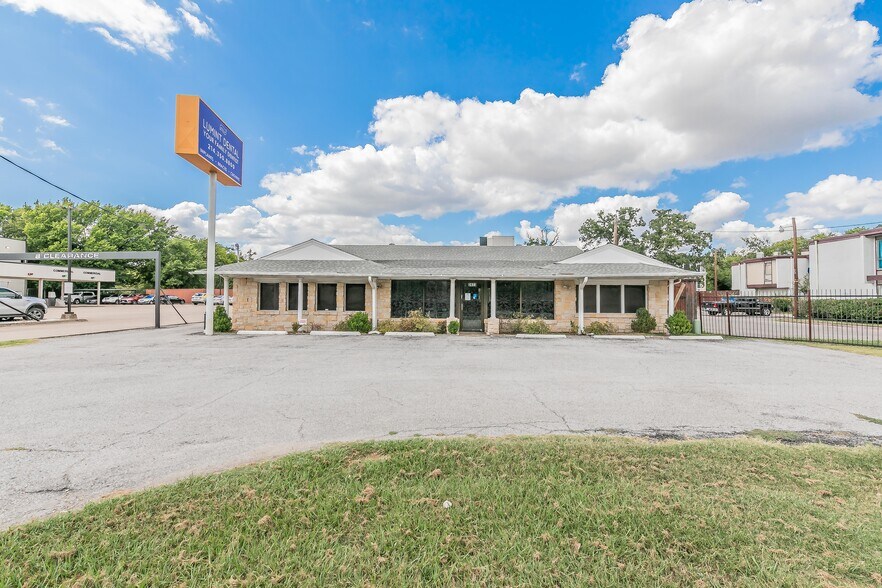 Primary Photo Of 2823 Kendale Dr, Dallas Medical For Sale