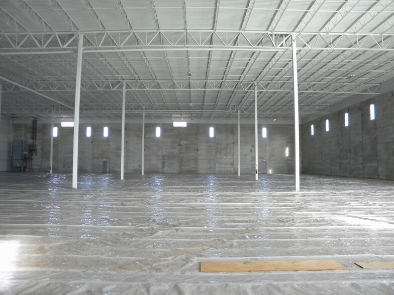 More Photos Of 222 W Broadway Ave, Hillsdale Warehouse For Sale