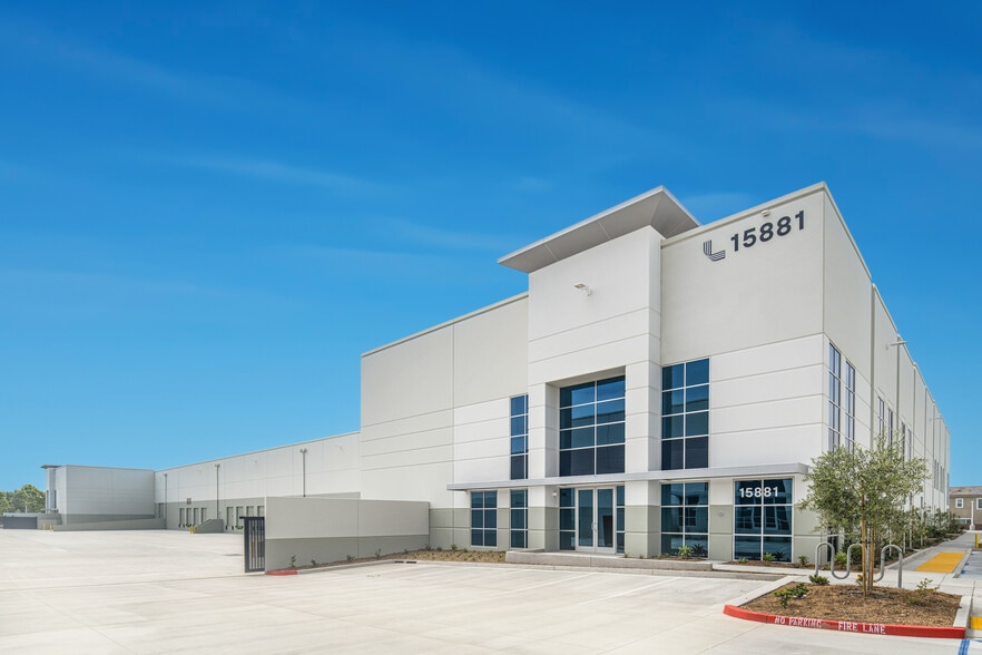 More Photos Of 15881 Terminal Ct, Chino Unknown For Lease