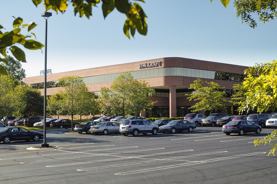 Primary Photo Of 3196 Kraft Ave SE, Grand Rapids Office For Lease