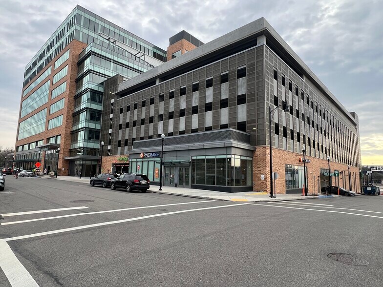 More Photos Of 141 South St Clair St, Pittsburgh Office For Lease