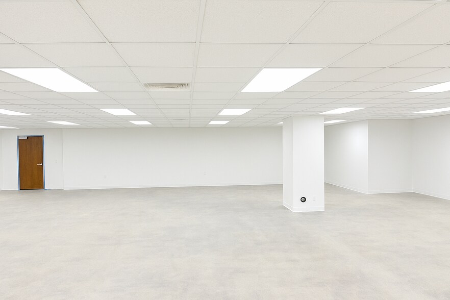 More Photos Of 18699 N 67th Ave, Glendale Medical For Lease