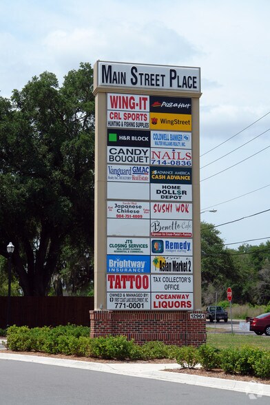 More Photos Of 12961 N Main St, Jacksonville Unknown For Lease