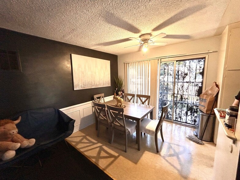 More Photos Of 6214 S Victoria Ave, Los Angeles Apartments For Sale