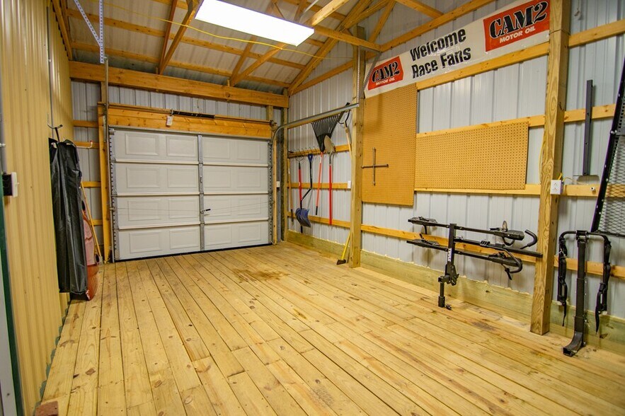 More Photos Of 1260 Dixons Run Rd, Triadelphia Warehouse For Sale