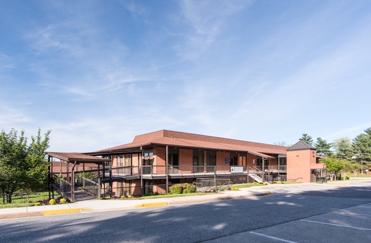 More Photos Of 1005 North Point Blvd, Baltimore Medical For Lease