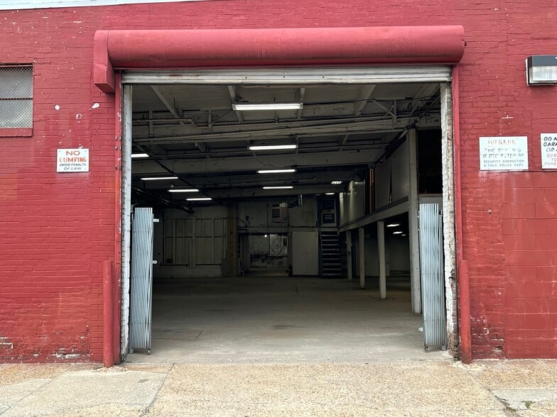 More Photos Of 3521 F St, Philadelphia Warehouse For Lease