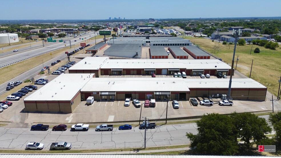 More Photos Of 8851 West Fwy, Fort Worth Unknown For Lease