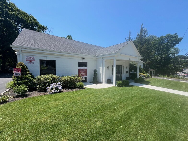 More Photos Of 500 Ashford Ave, Ardsley General Retail For Sale