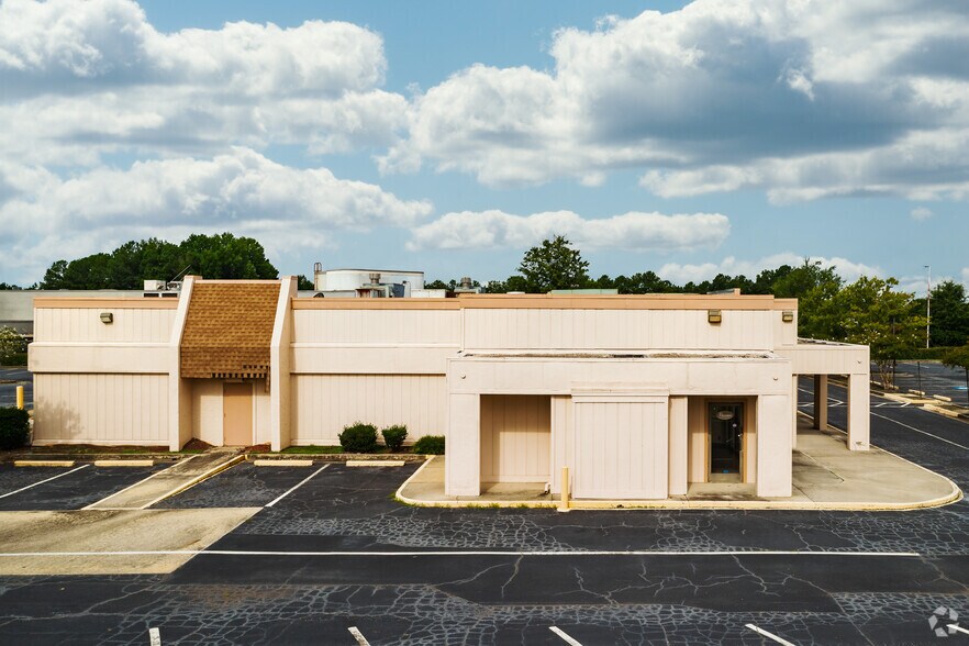 More Photos Of 1265 Mount Zion Rd, Morrow Restaurant For Sale