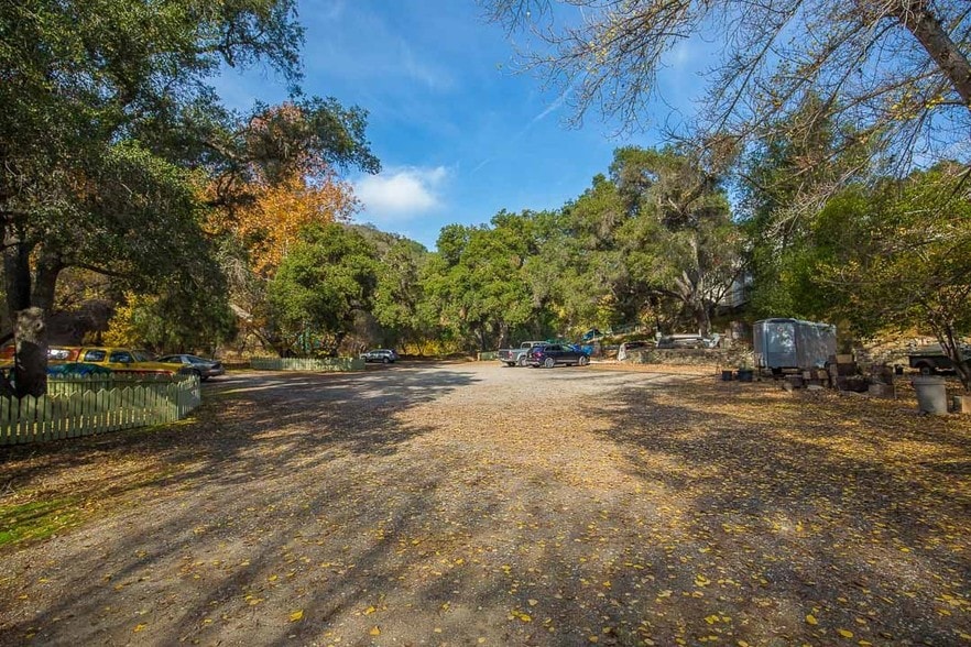 More Photos Of 1105 N Topanga Canyon Blvd, Topanga Restaurant For Sale