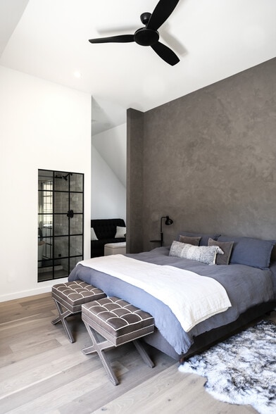 More Photos Of 5932 California Ave SW, Seattle Office Residential For Sale